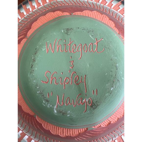 Whitegoat & Shipley Navajo Pottery Vessel – Hand-Etched Native American Art - Picture 7 of 8